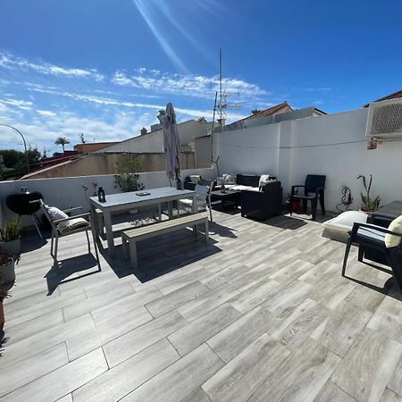 Pedregalejo Beach House Malaga Exterior photo